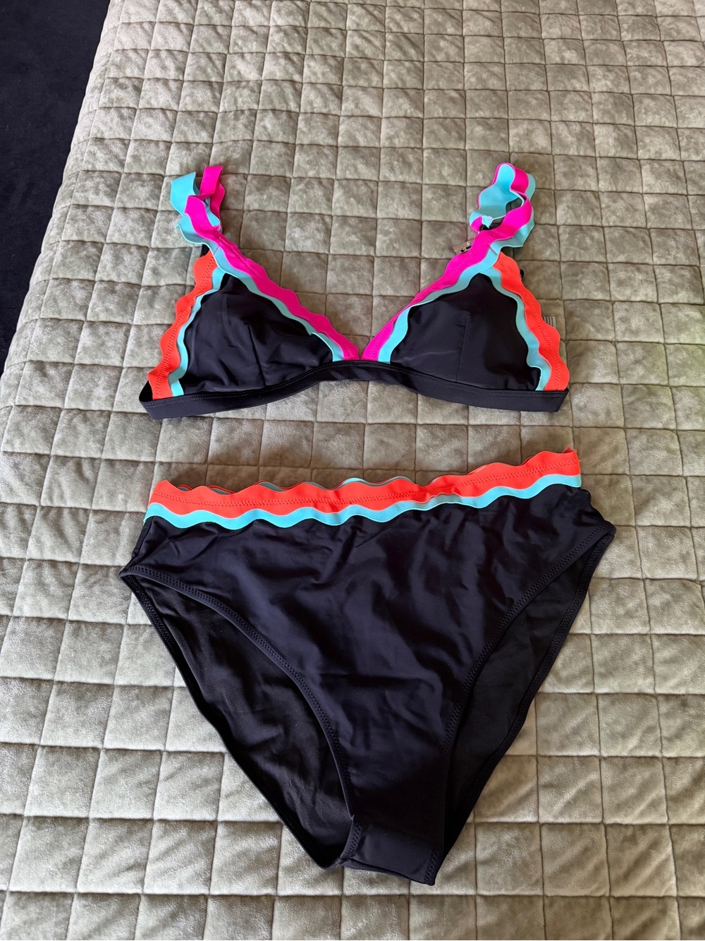 POPVIL 2 bikinis sets XXL - Picture 6 of 9